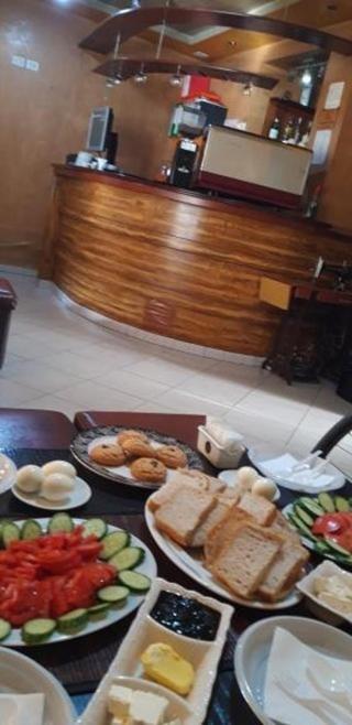 Vila 57 Hotel Tiranë Luaran gambar
